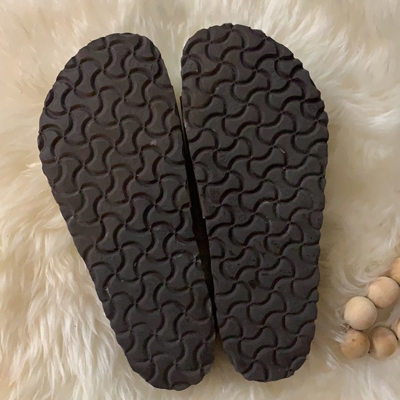 Gold strap Birkenstock sandals - Picture 4 of 4